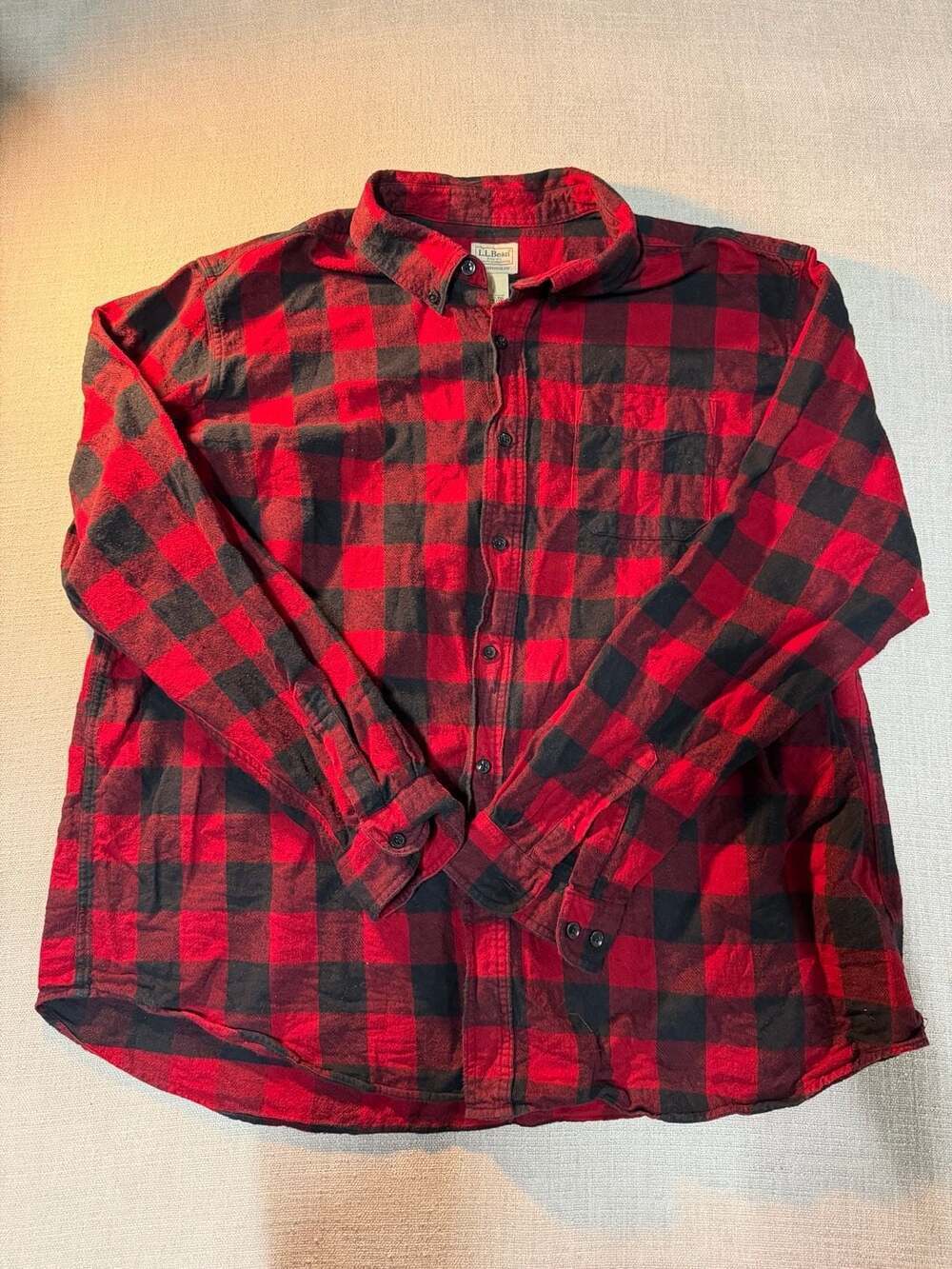 L.L.Bean Traditional Fit Red and Black Buffalo Plaid Flannel Shirt